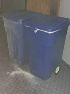 lot 346 image: Lot of (2) Rolling Recycle Bin