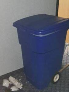 lot 373 image: Rolling Recycle Bin