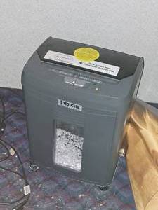 lot 375 image: Boxis Autoshred Paper Shredder