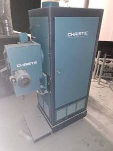 lot 16 image: Christie Xenolite 3-Phase 2000W Xenon Illuminator Projector SLC20-2