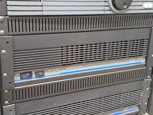 lot 41 image: QSC Rack-Mount Professional Stereo Amplifier 1400