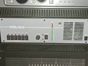 lot 52 image: Rack-Mount Six Channel Monitor CM-35