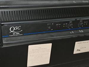 lot 55 image: QSC Rack-Mount Professional Stereo Amplifier MX 1500a