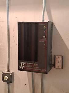 lot 57 image: LFI Luminary Series Single Dimmer Automatic Theatre Incandescent Industrial Lighting Control