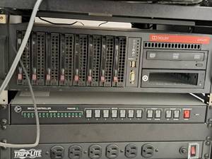 lot 63 image: Rack-Mount Server DSS200
