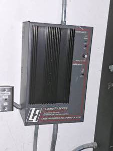 lot 81 image: LFI Luminary Series Single Dimmer Automatic Theatre Incandescent Industrial Lighting Control