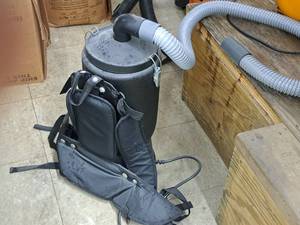 lot 148 image: Dust Care Super 120-1200 Back-Pack Vaccum Cleaner