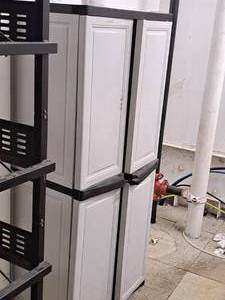 lot 150 image: Plastic Storage Cabinet