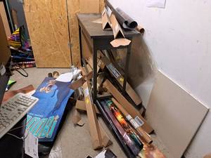 lot 210 image: Metal Workstation  Table