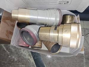 lot 250 image: Lot of (1 Box) Assorted Lenses