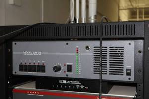 lot 130 image: Rack-Mount Six Channel Monitor CM-35