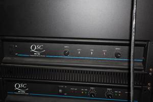 lot 133 image: QSC Rack-Mount Professional Stereo Amplifier MX 700