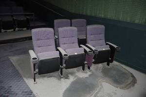 lot 438 image: Lot of (5 Seats) Section Seating
