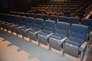 lot 473 image: Lot of (24 Seats) Theatre Seating 2-Rows