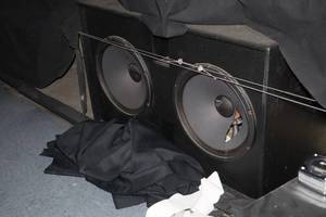 lot 501 image: EV Low Frequency Bass Enclosure Stereo Speaker