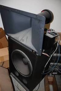 lot 502 image: EV Low Frequency Speaker System Stereo Speaker TL606AXT with CrossoverEqualizer XEQ808