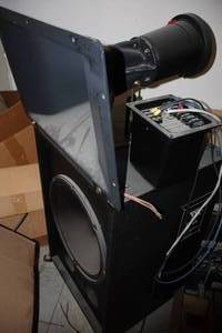 lot 520 image: EV Low Frequency Speaker System Stereo Speaker TL606AXT with CrossoverEqualizer XEQ808