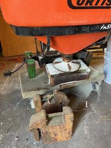 Curtis Fast 2000 salt spreader off a John Deere lawnmower. This is located in a garage in LITCHFIELD MN&nbsp Removal arrangements MUST be made in advance to pick up from a business located at 200 North Holcomb Ave, Litchfield MN.&nbsp