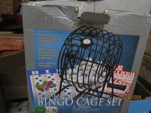 deluxe metal bingo cage with balls...