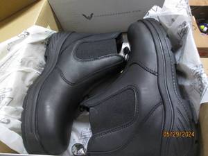 thorogood size 8w mens and 10w womens boots