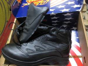 thorogood size 8.5xw shoesboots...