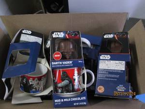 box of star wars cups and chocolates