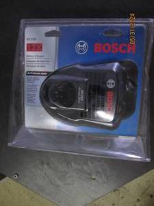 bosch bc330 battery charger...