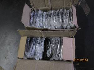 lot of 29 black snap hasps...