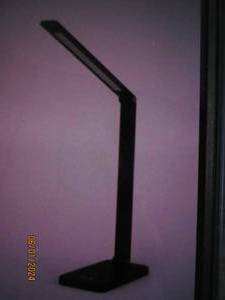 aleris desk lamp retail $135.00 new with built in battery