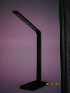 aleris desk lamp retail $135.00 new with built in battery