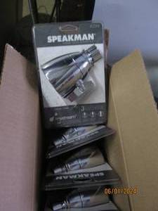 case of 4 speakman luxury shower heads