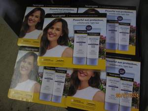 6 packages of 2 neutrogena ultra sheer sunscreen spf 55