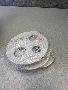 lot 15 image: 4 - Desiccator Bottoms USED