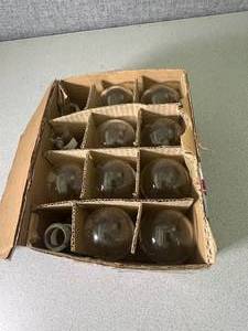 lot 33 image: 12 - Round Bottom Boiling Flasks 50ml