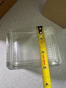 lot 42 image: 12 - Oblong Staining Dishes With Covers