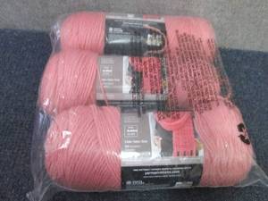 lot 41 image: Red Heart Super Saver Yarn, 3 Pack ...