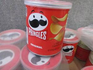 lot 78 image: 12- 1.3 oz Pringles Original...