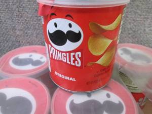lot 110 image: 12- 1.3 oz Pringles Original...