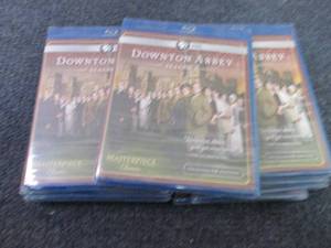 lot 162 image: 9- BlueRay Season 2 Downton Abbey...