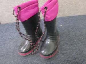lot 211 image: Size 7 LaCrosse Boots...