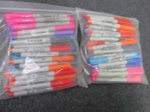 lot 230 image: 2- 35ct pks Assorted Sharpie Ultra ...