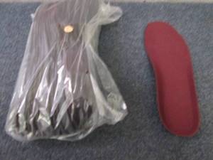 lot 267 image: 10 pr Removable Insoles...