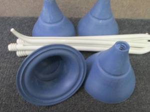 lot 275 image: 4 Toilet Plunger Sets...