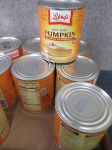 lot 308 image: 6- 29 oz Libbys 100% Pure Pumpkin ...