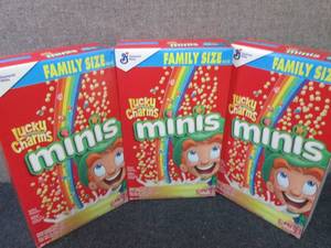 lot 316 image: 3- 18.6 oz Boxes Lucky Charms Minis...