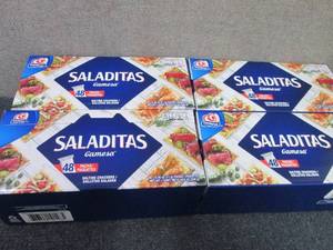 lot 322 image: 4- 48 oz Saliditas Saltine Crackers...