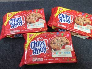 lot 331 image: 3- 14.38 oz Chewy Chips Ahoy Confet...