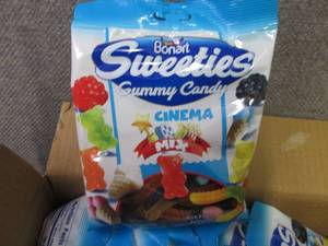 lot 338 image: 12- 6 oz Bonart Sweeties Gummy Cand...