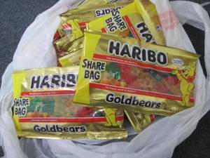 lot 372 image: 12- 3.5 oz Haribo Goldbears...