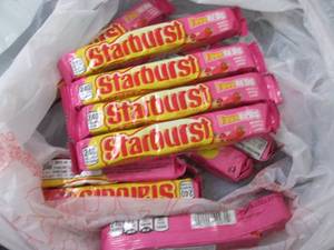 lot 384 image: 12- 2.07 oz Starburst...